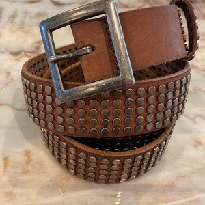 Sundance - “Windswept Plains” studded leather women’s  Belt